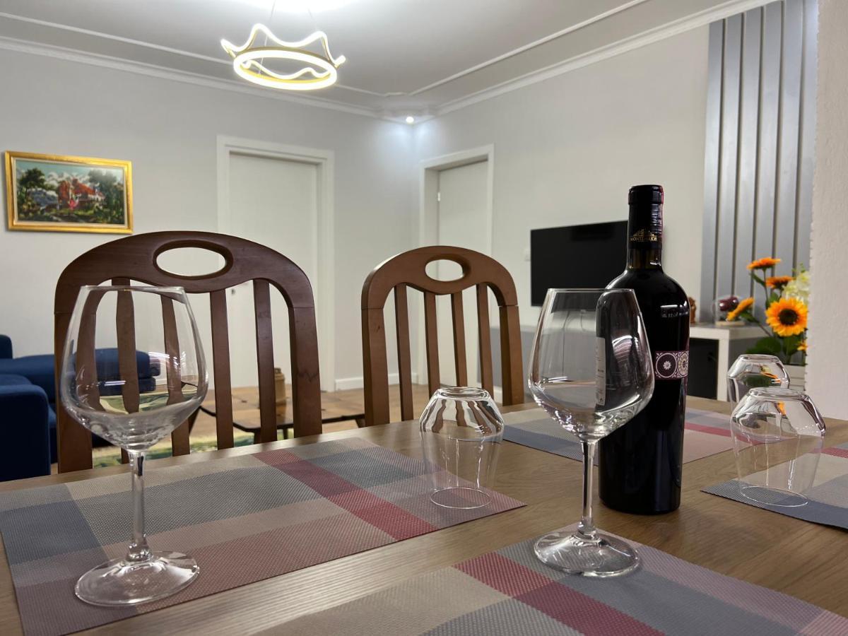 Chestnut Yard Villa Tirana Zewnętrze zdjęcie