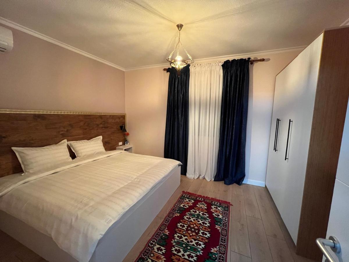 Chestnut Yard Villa Tirana Zewnętrze zdjęcie
