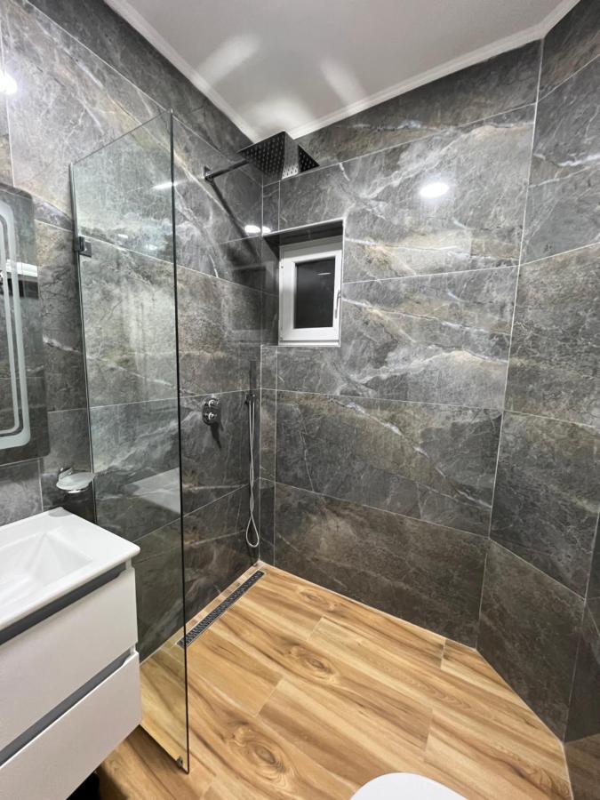 Chestnut Yard Villa Tirana Zewnętrze zdjęcie