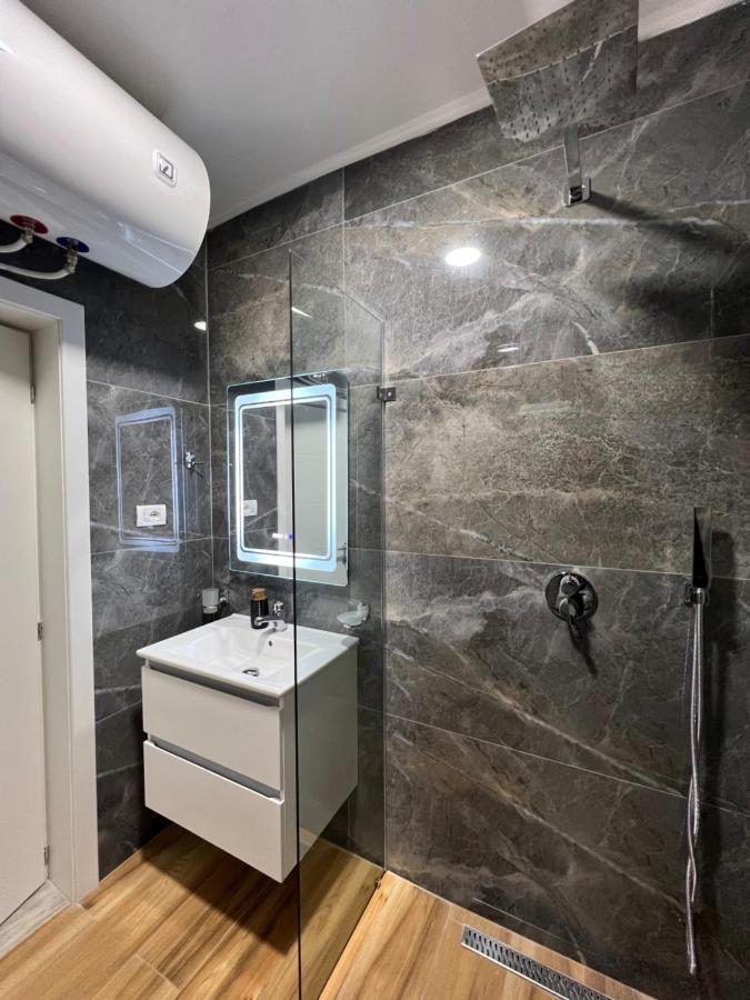 Chestnut Yard Villa Tirana Zewnętrze zdjęcie
