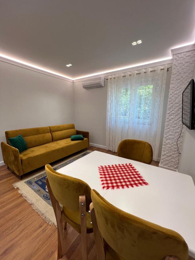 Chestnut Yard Villa Tirana Zewnętrze zdjęcie