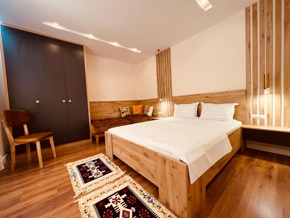 Chestnut Yard Villa Tirana Zewnętrze zdjęcie